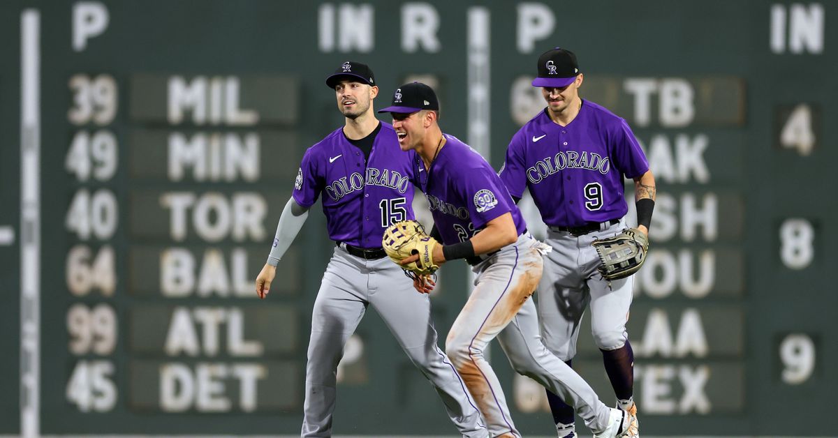 What do you think of the Rockies City Connect uniform? #rockies