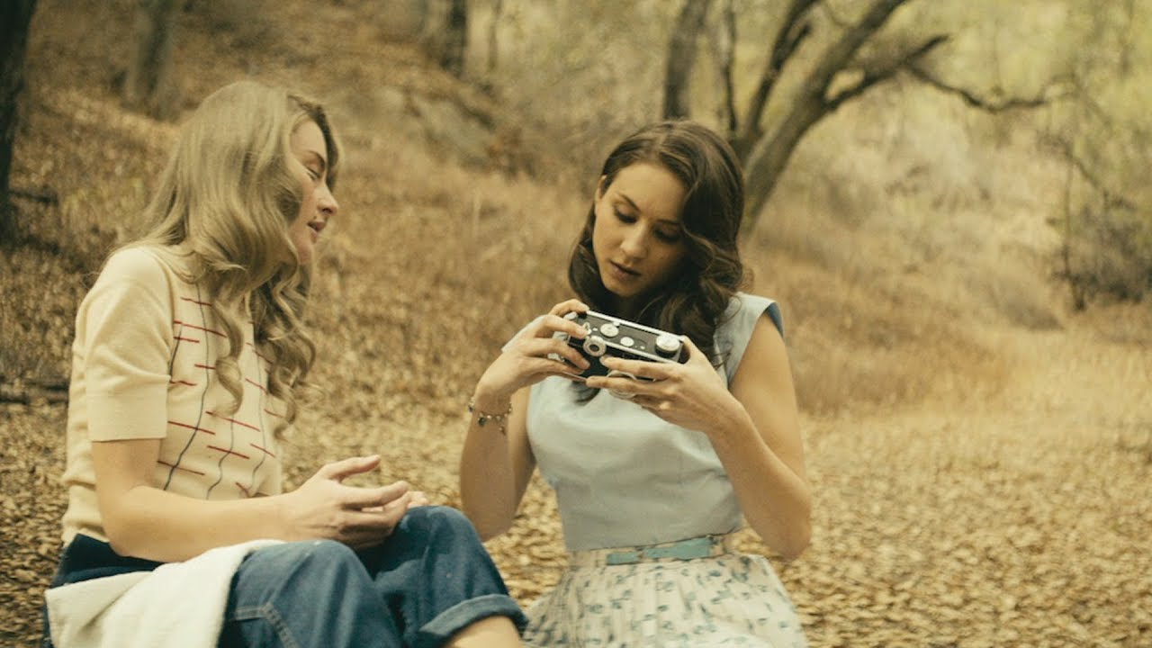 The head and the heart another. Hælos. Be still. The head and the heart another. Head and heart.